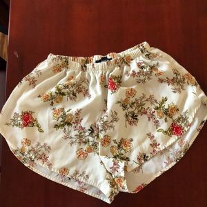 Flower soft shorts
